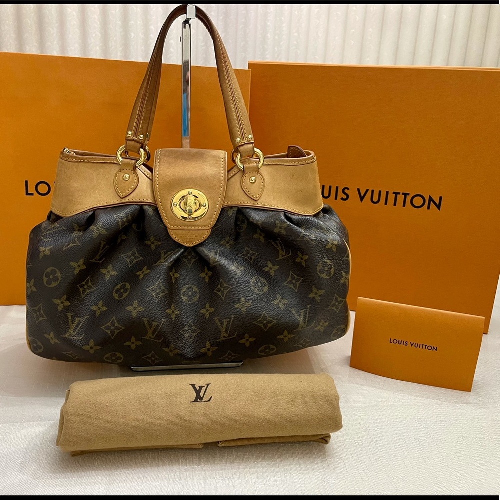 Authentic Louis Vuitton Boetie PM Monogram Brown Coated Canvas Shoulder Bag 💼❤️